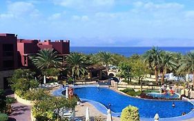 Gorgeous Pool View Apartment - Tala Bay Resort, Aqaba